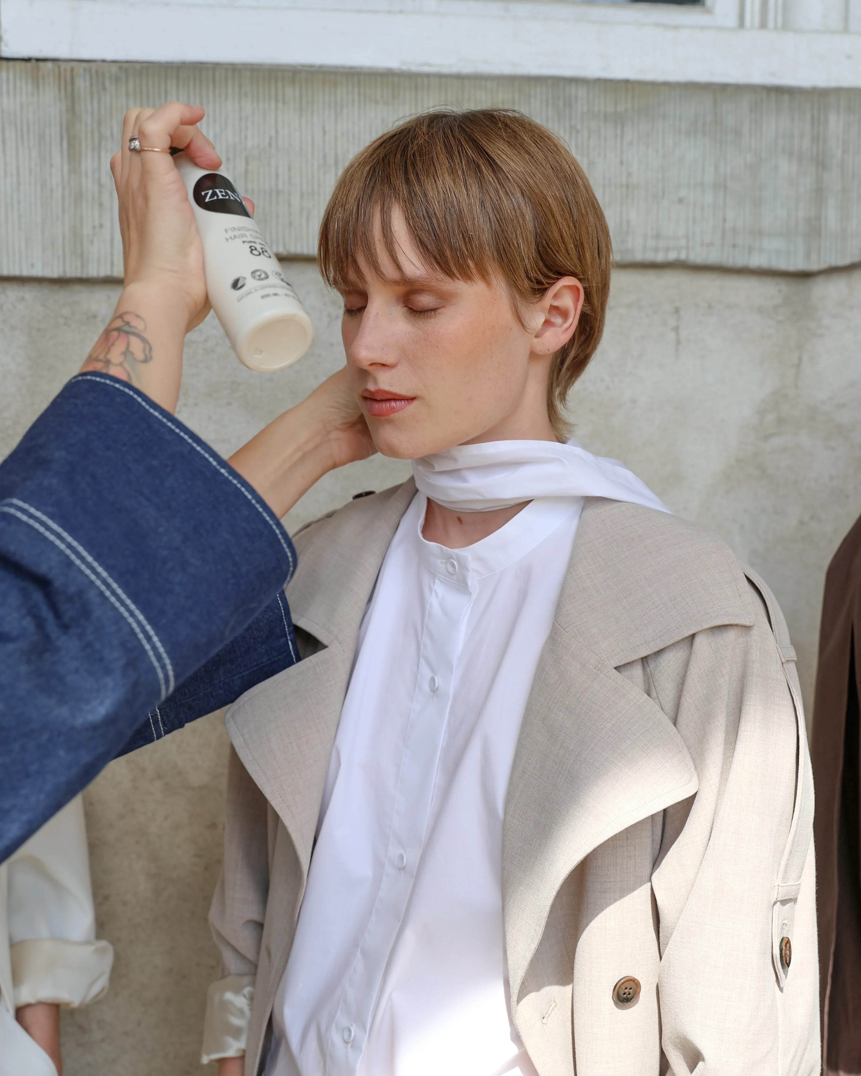 Finishing Hair Spray Pure no. 88 - Image 4